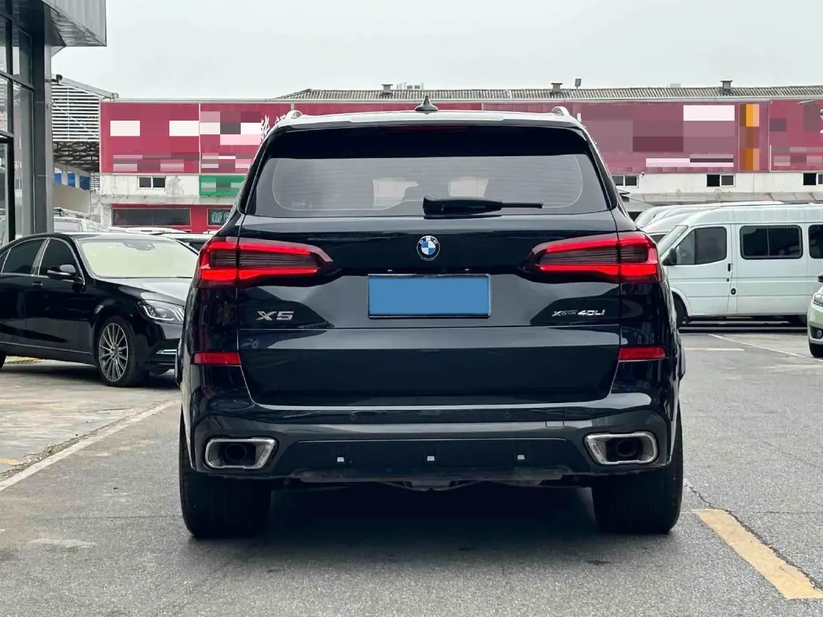 2022 BMW X5 2.0T 245HP L4 8AT,autocango,china used car exporter,china ev exporter,chinese used car exporter,chinese used ev exporter