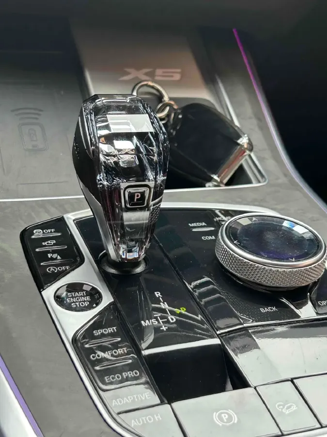 2022 BMW X5 2.0T 245HP L4 8AT,autocango,china used car exporter,china ev exporter,chinese used car exporter,chinese used ev exporter