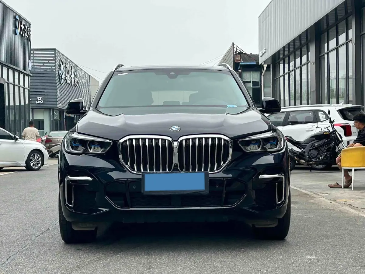 2022 BMW X5 2.0T 245HP L4 8AT,autocango,china used car exporter,china ev exporter,chinese used car exporter,chinese used ev exporter
