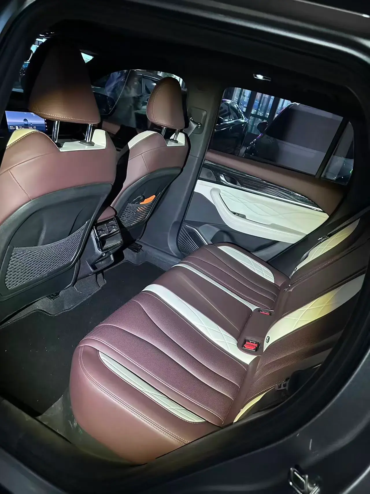 2024 GEELY MONJARO thumbnail 4