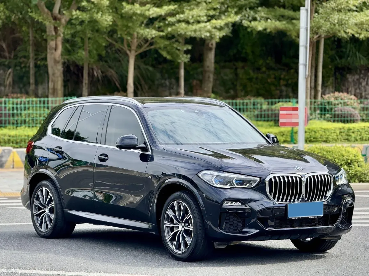 2019 BMW X5 3.0T 340HP L6 8AT,autocango,china used car exporter,china ev exporter,chinese used car exporter,chinese used ev exporter