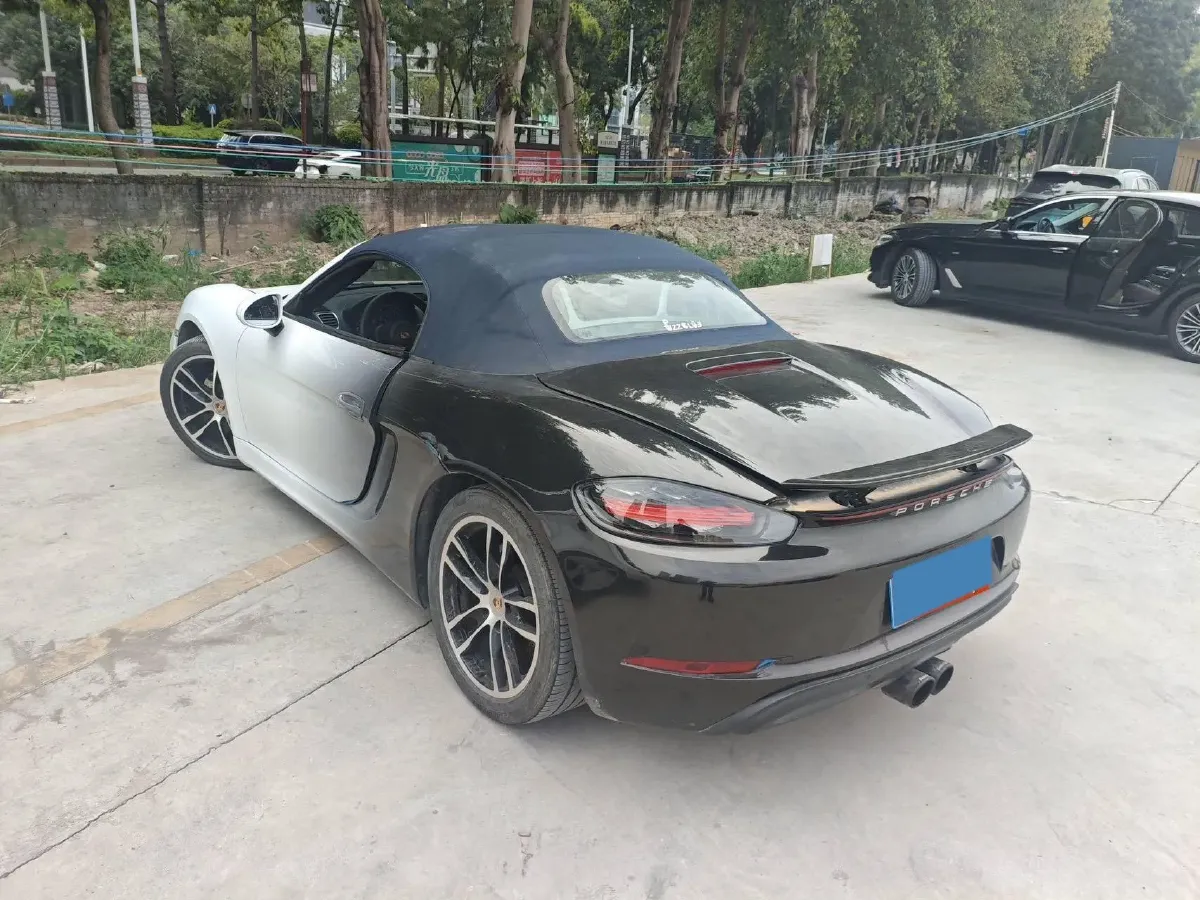 2013 Porsche Boxster 2.7L 265HP H6 7DCT,autocango,china used car exporter,china ev exporter,chinese used car exporter,chinese used ev exporter