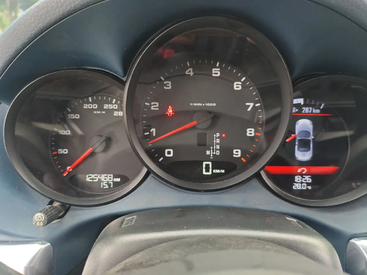 2013 Porsche Boxster 2.7L 265HP H6 7DCT,autocango,china used car exporter,china ev exporter,chinese used car exporter,chinese used ev exporter