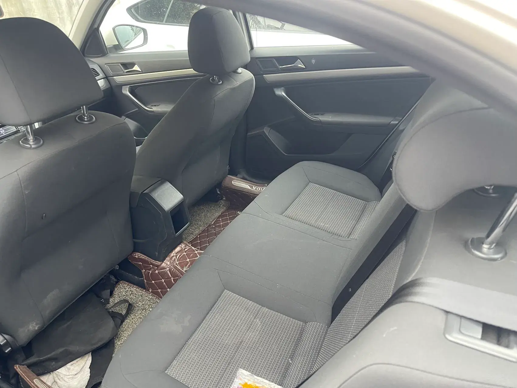 2018 VOLKSWAGEN LAVIDA thumbnail 4