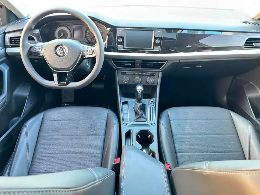 2019 VOLKSWAGEN LAVIDA thumbnail 4