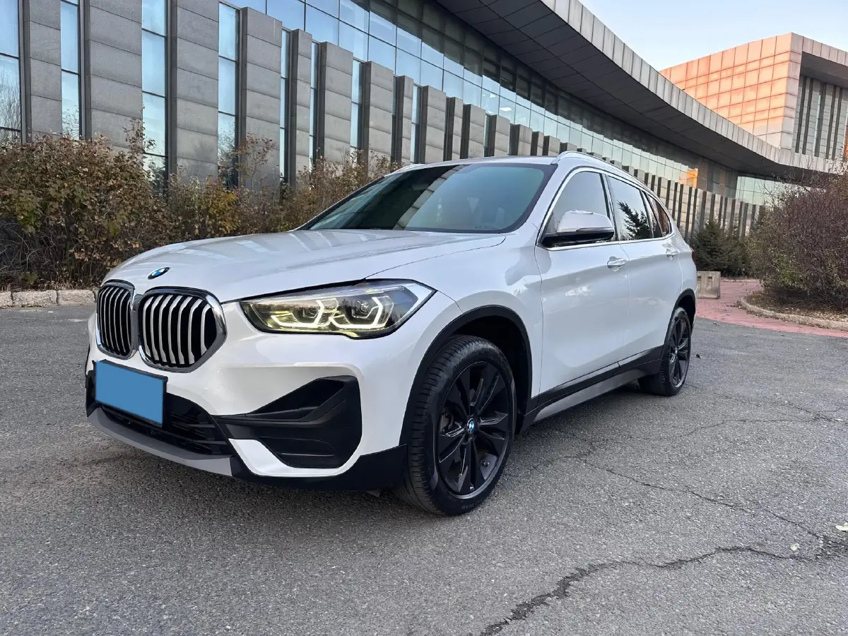 2021 BMW X1 1.5T 140HP L3 7DCT