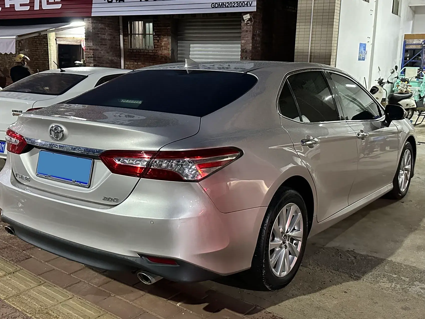 2021 TOYOTA CAMRY thumbnail 2