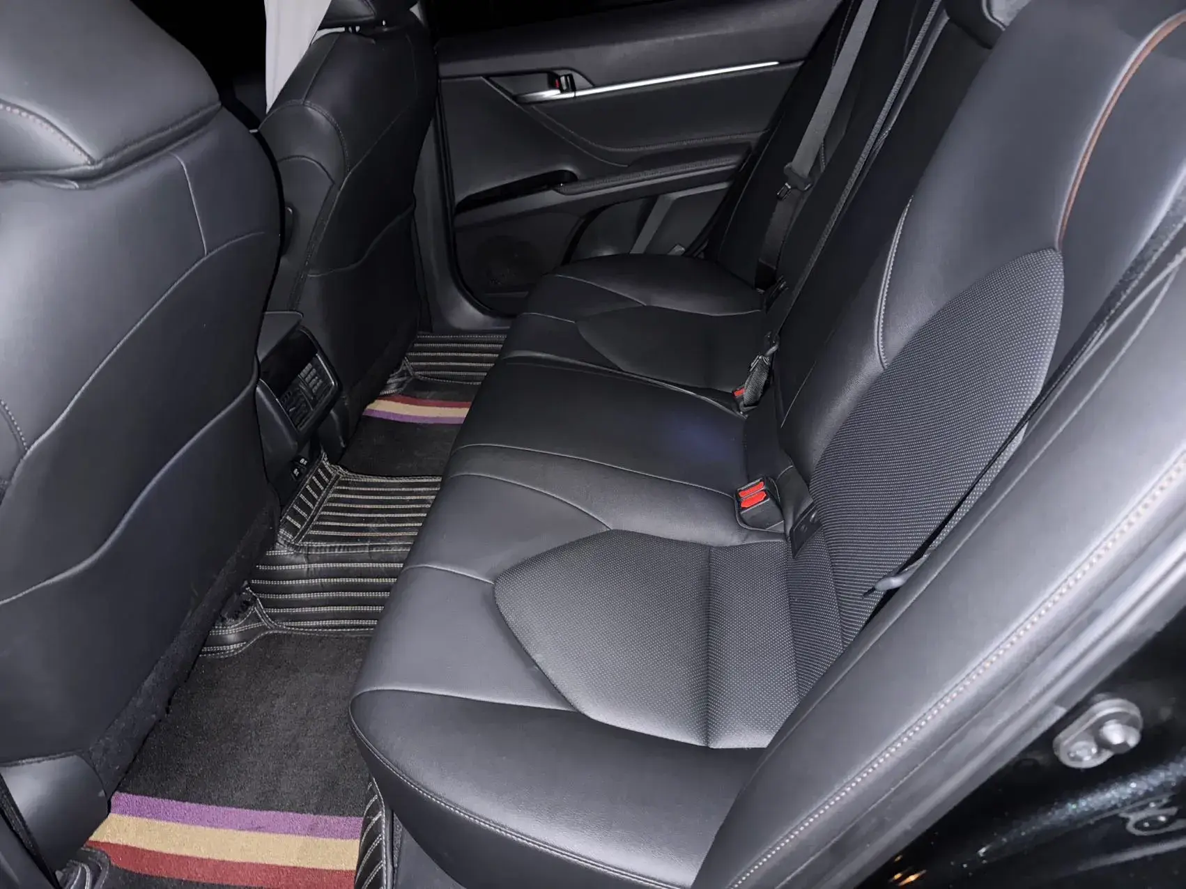 2023 TOYOTA CAMRY thumbnail 3