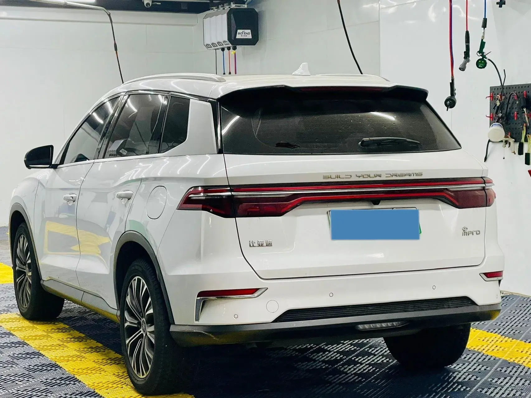 2019 BYD SONG thumbnail 4