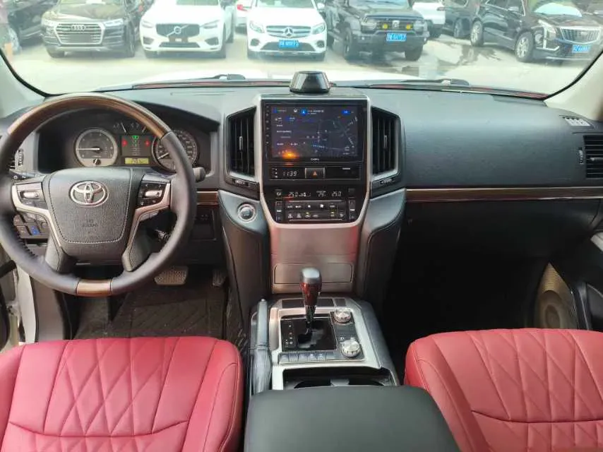 2015 Toyota Land Cruiser 4.6L 310HP V8 6AT,autocango,china used car exporter,china ev exporter,chinese used car exporter,chinese used ev exporter