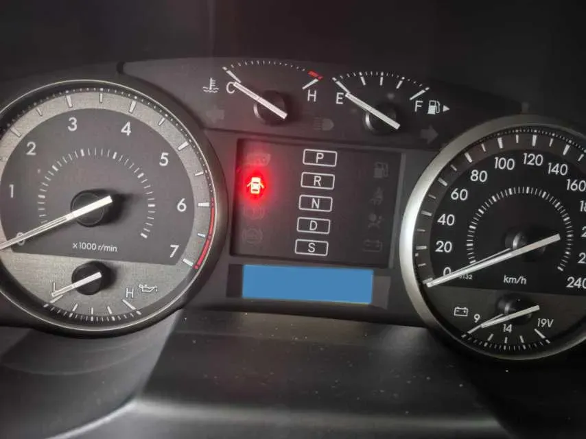 2015 Toyota Land Cruiser 4.6L 310HP V8 6AT,autocango,china used car exporter,china ev exporter,chinese used car exporter,chinese used ev exporter