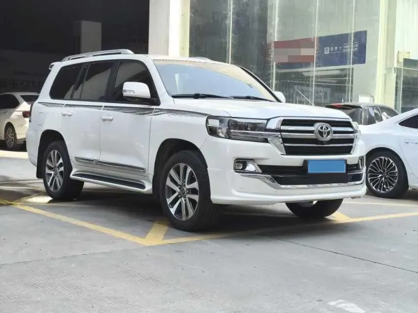 2015 Toyota Land Cruiser 4.6L 310HP V8 6AT,autocango,china used car exporter,china ev exporter,chinese used car exporter,chinese used ev exporter