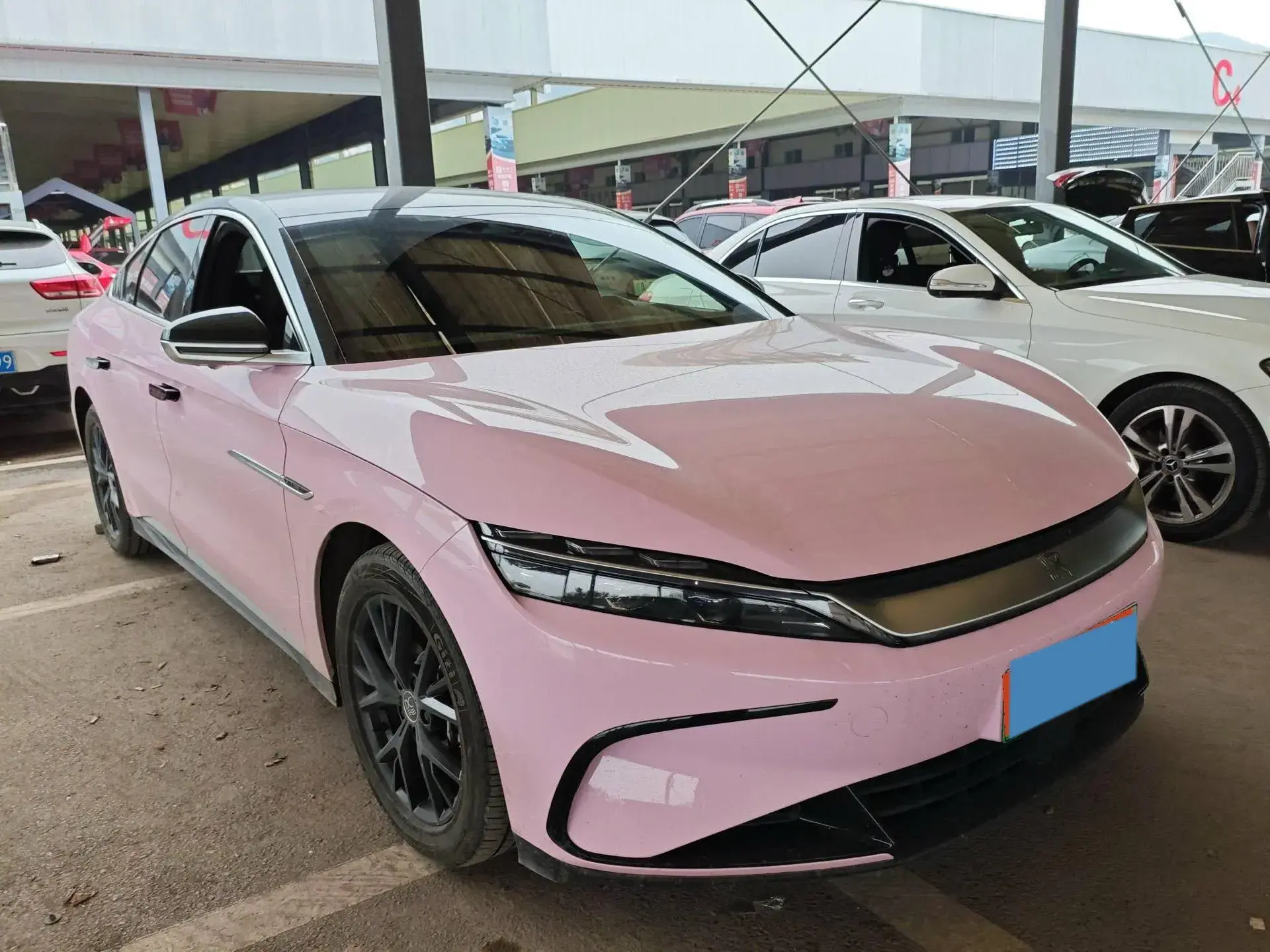 2025 BYD HAN thumbnail 2