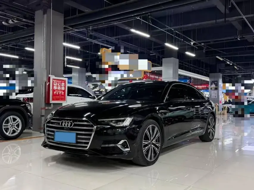 2024 AUDI A6L view 1