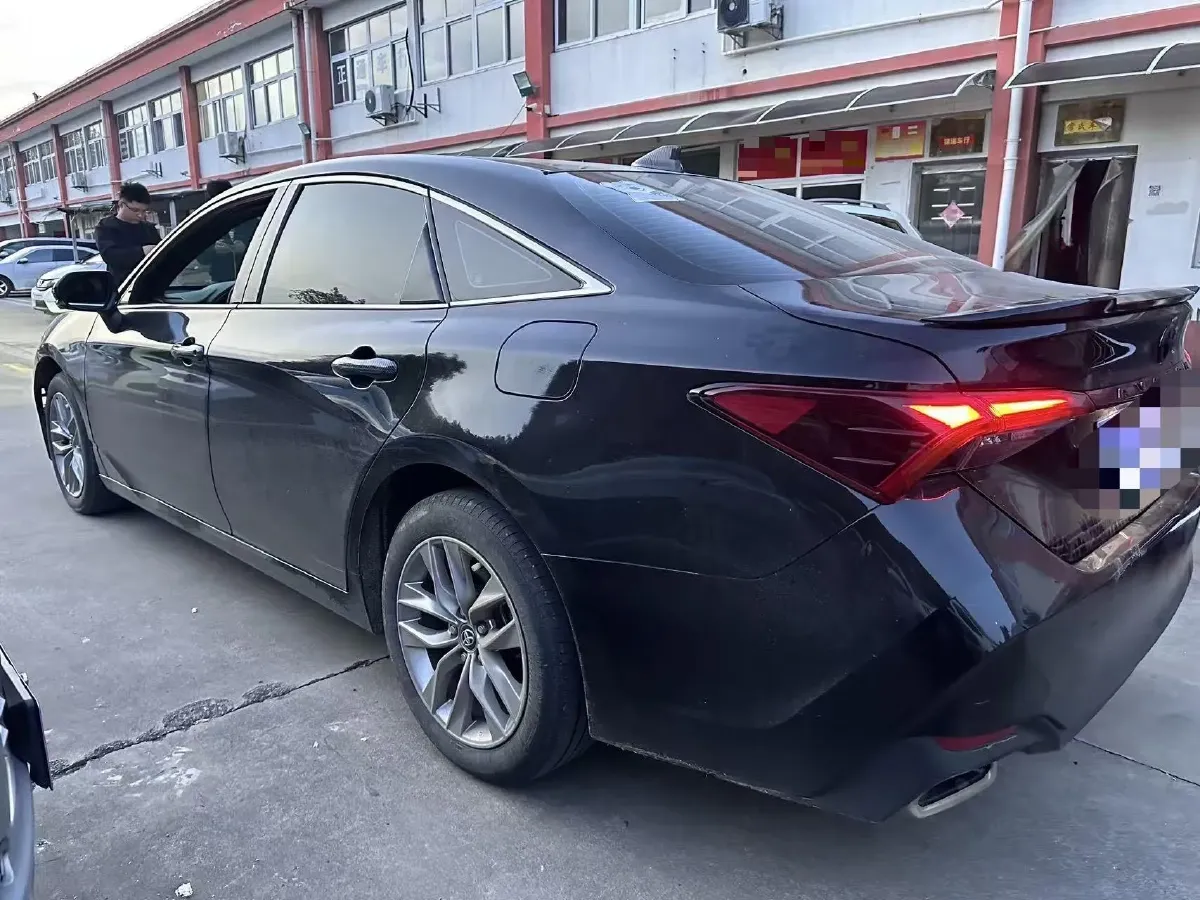 2019 Toyota Avalon 2.5L 209HP L4 8AT,autocango,china used car exporter,china ev exporter,chinese used car exporter,chinese used ev exporter