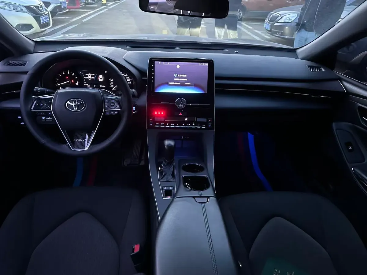 2019 Toyota Avalon 2.5L 209HP L4 8AT,autocango,china used car exporter,china ev exporter,chinese used car exporter,chinese used ev exporter