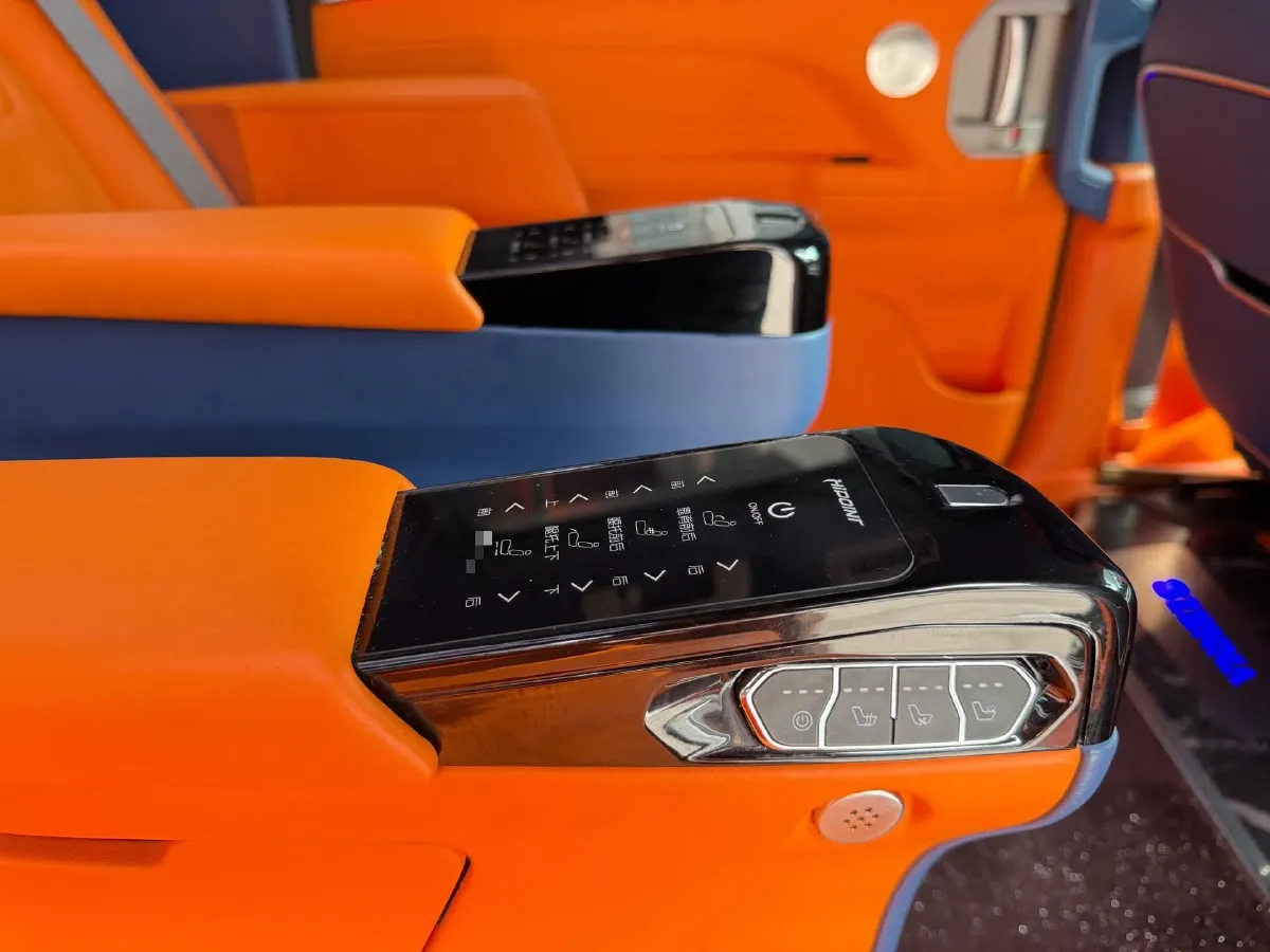 2021 Toyota Sienna 2.5L 192HP L4 E-CVT Hybrid,autocango,china used car exporter,china ev exporter,chinese used car exporter,chinese used ev exporter