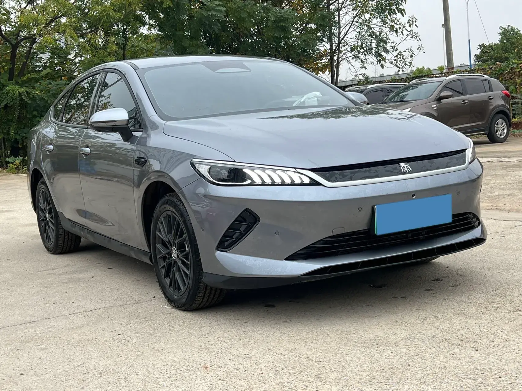 2025 BYD QIN thumbnail 3