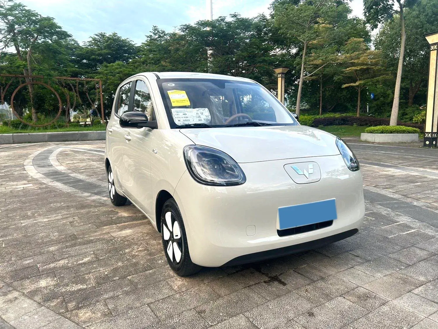 2025 WULING HONGGUANG thumbnail 2