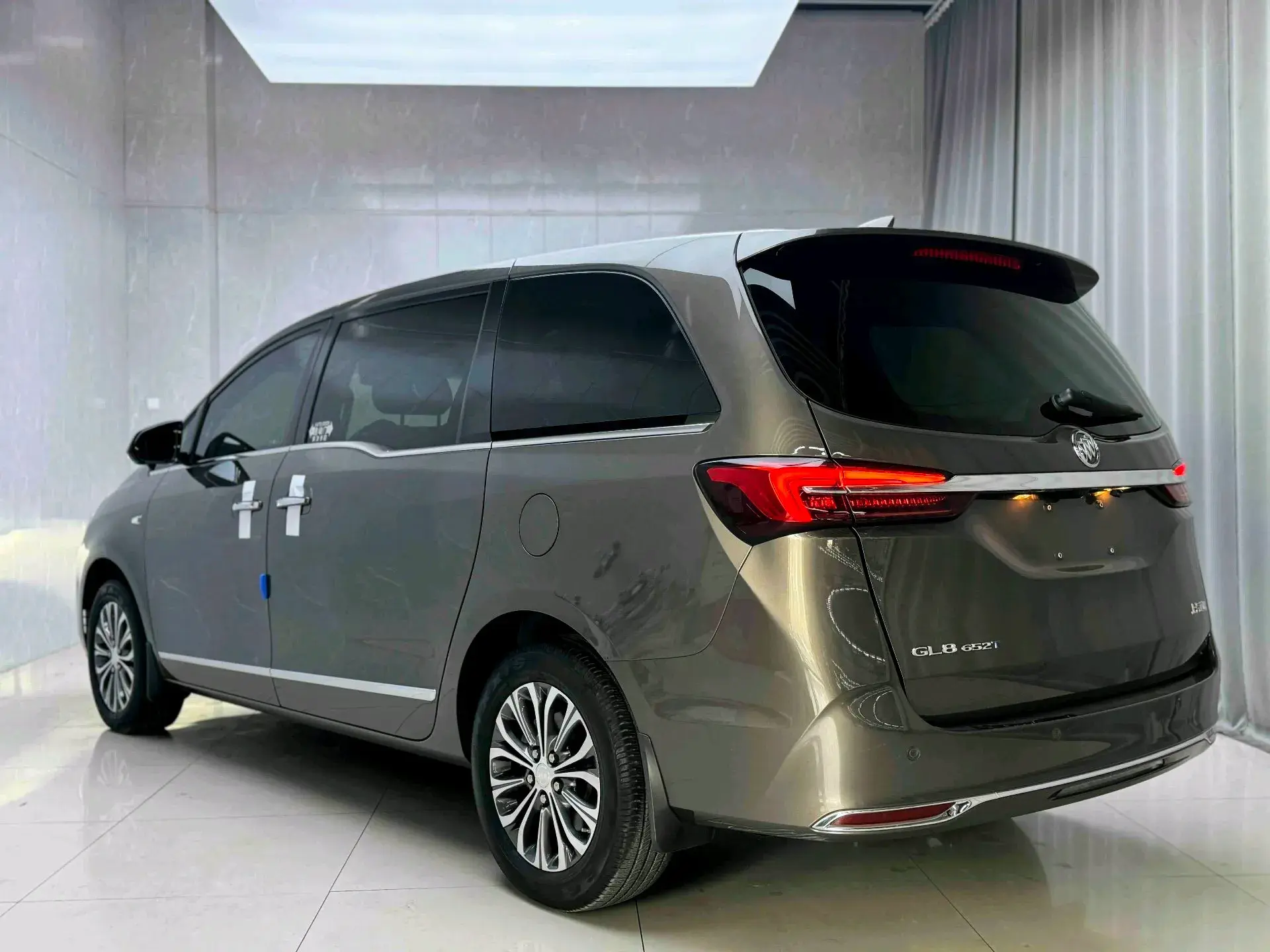 2022 BUICK GL8 thumbnail 3