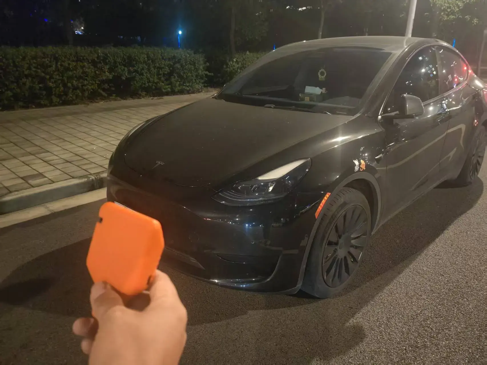 2022 TESLA MODEL view 1