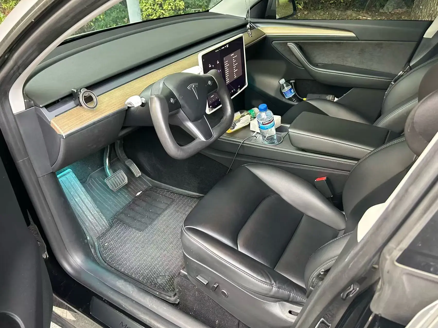 2022 TESLA MODEL thumbnail 4