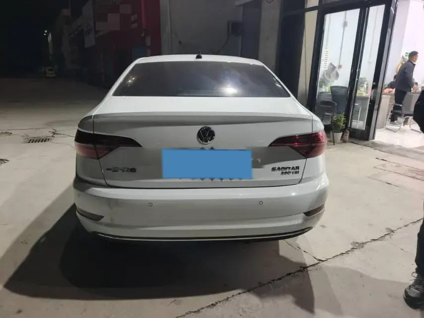 2021 VOLKSWAGEN SAGITAR thumbnail 4