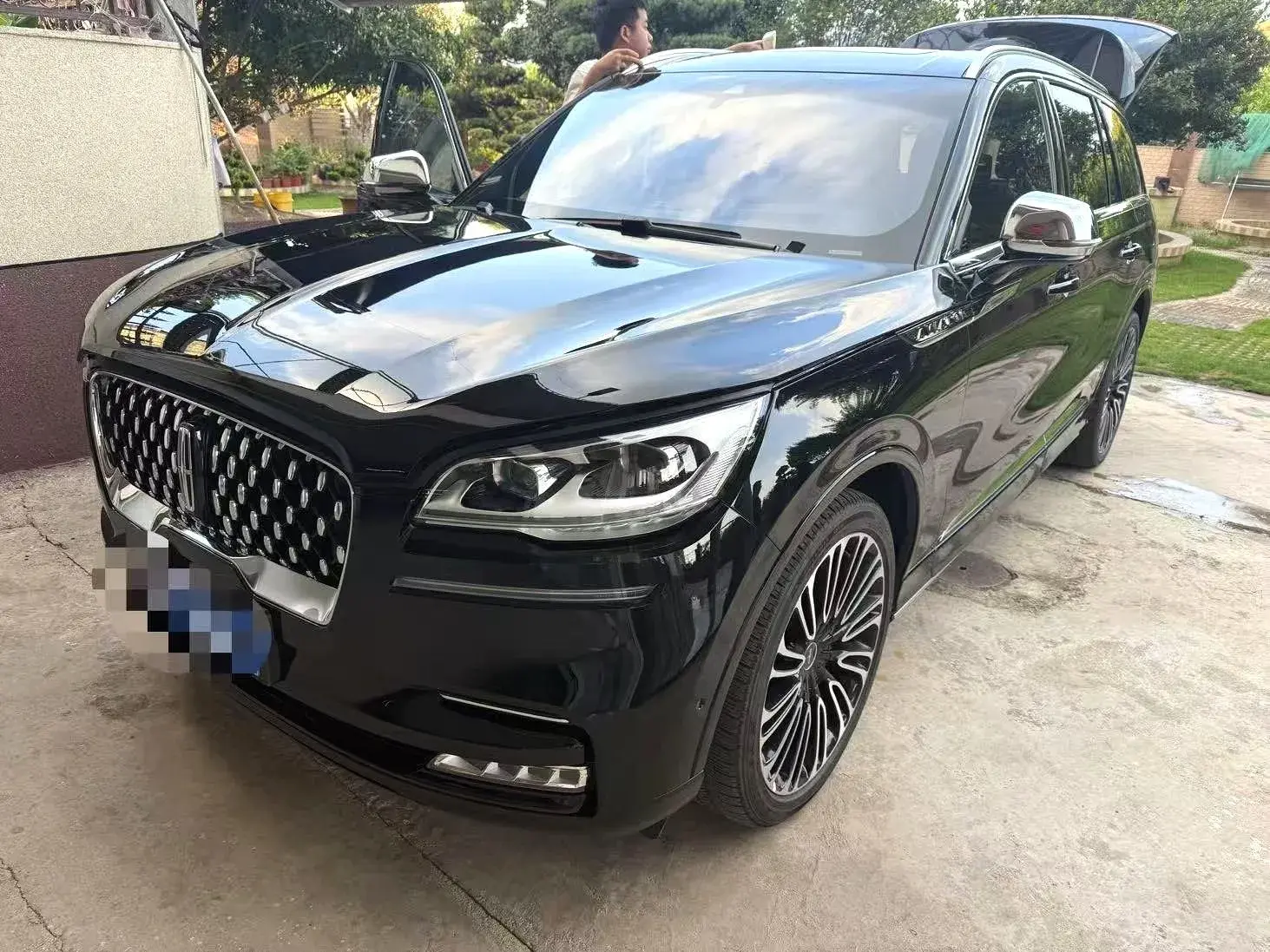 2020 LINCOLN AVIATOR view 1