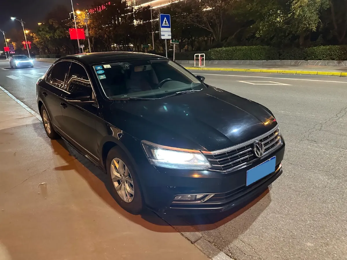2017 Volkswagen Passat 1.8T 180HP L4 7DCT,autocango,china used car exporter,china ev exporter,chinese used car exporter,chinese used ev exporter