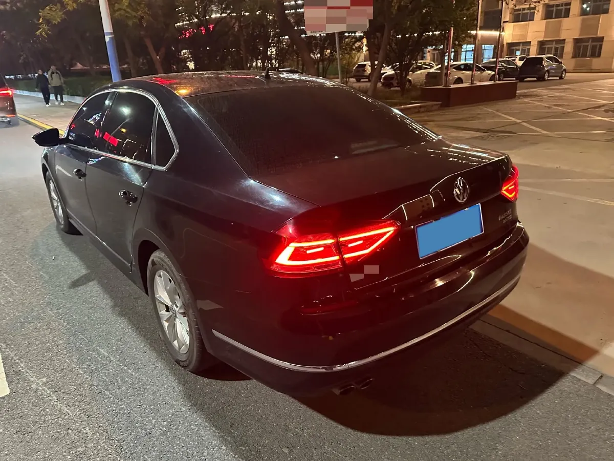 2017 Volkswagen Passat 1.8T 180HP L4 7DCT,autocango,china used car exporter,china ev exporter,chinese used car exporter,chinese used ev exporter