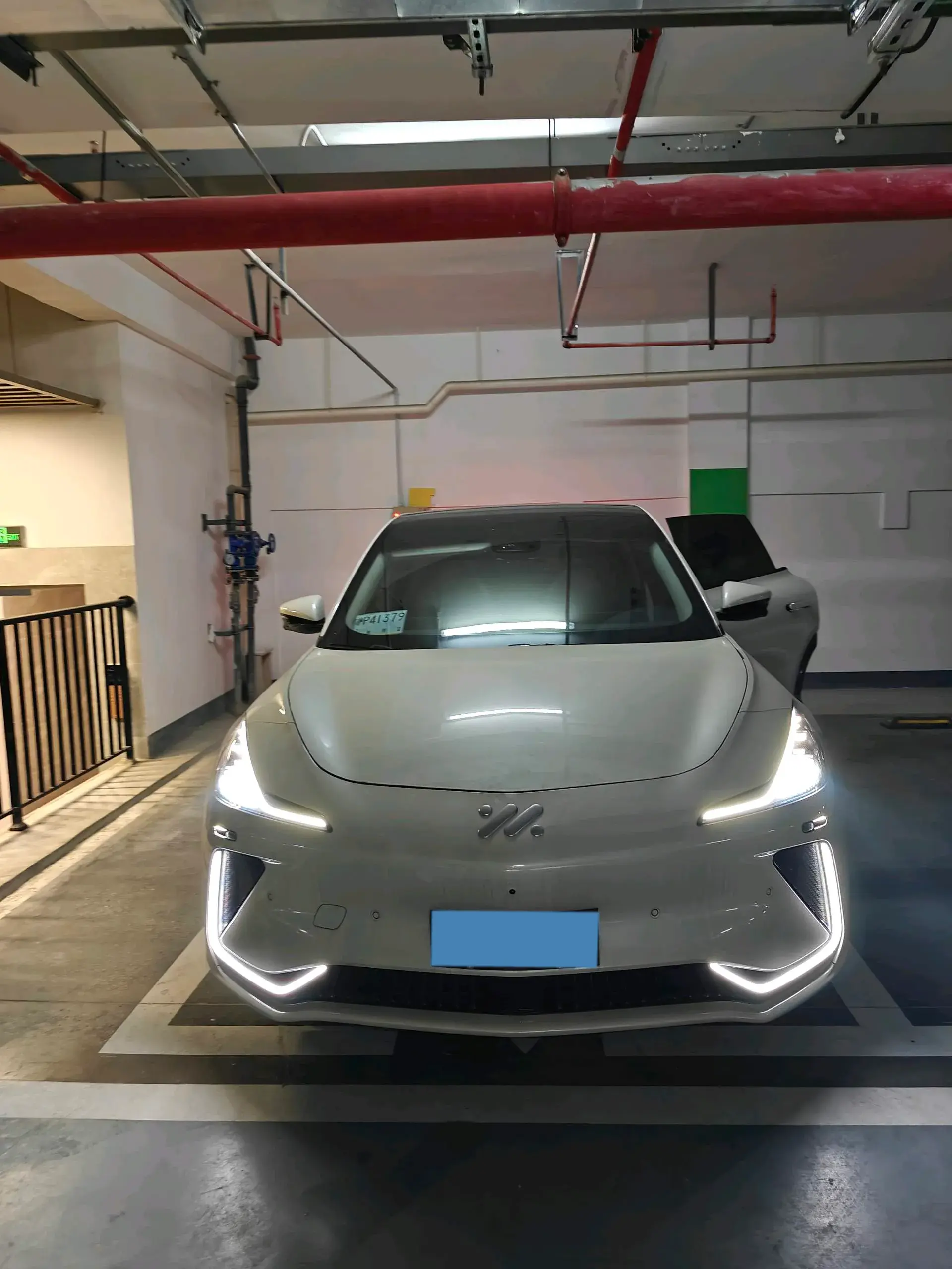 2023 IM LS7 thumbnail 2