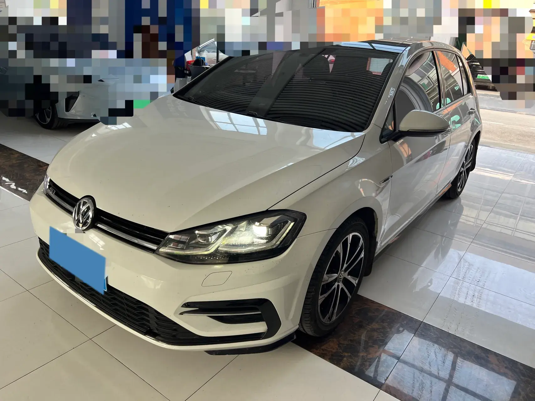 2018 VOLKSWAGEN GOLF view 1