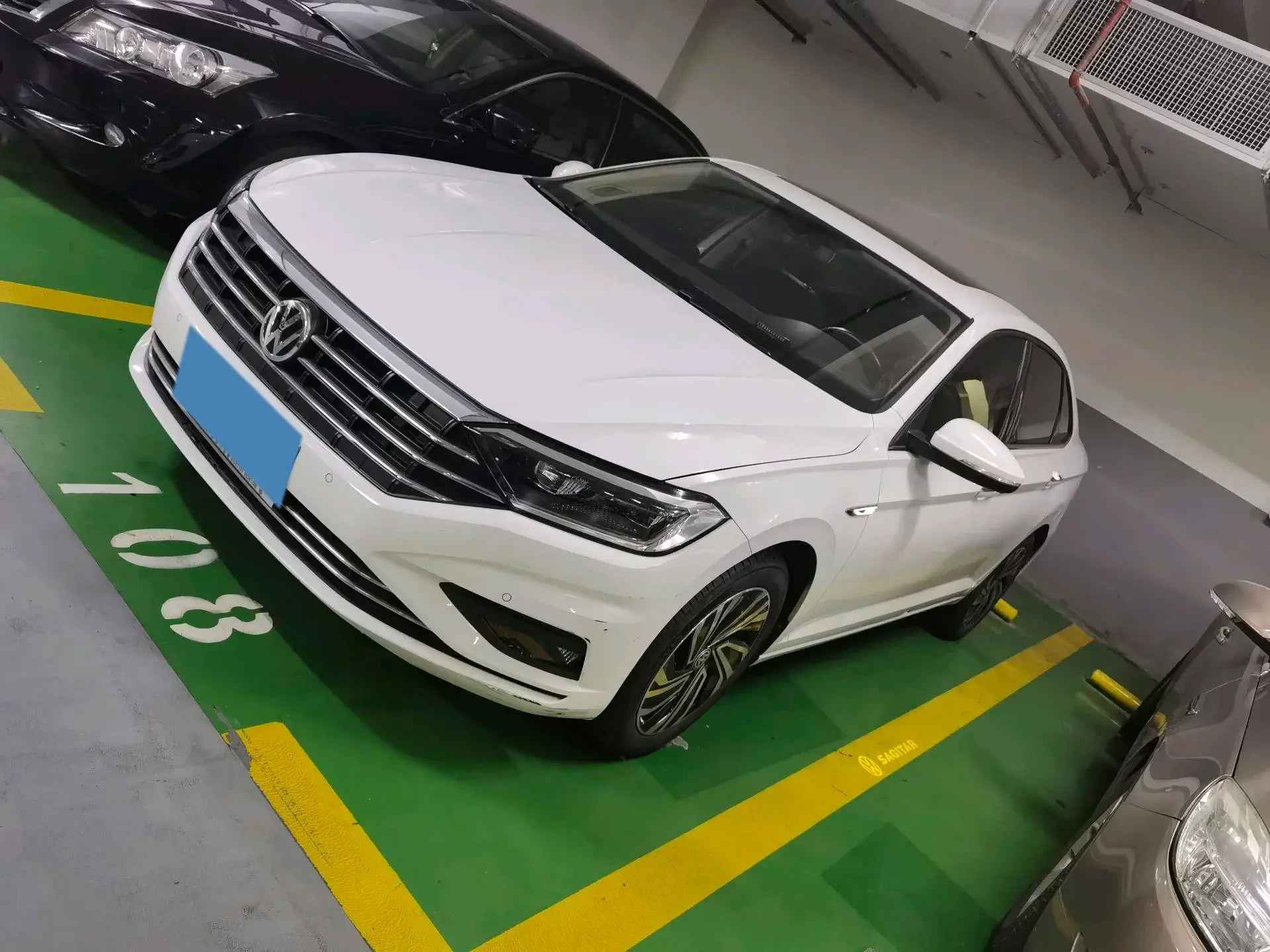 2020 VOLKSWAGEN SAGITAR view 1