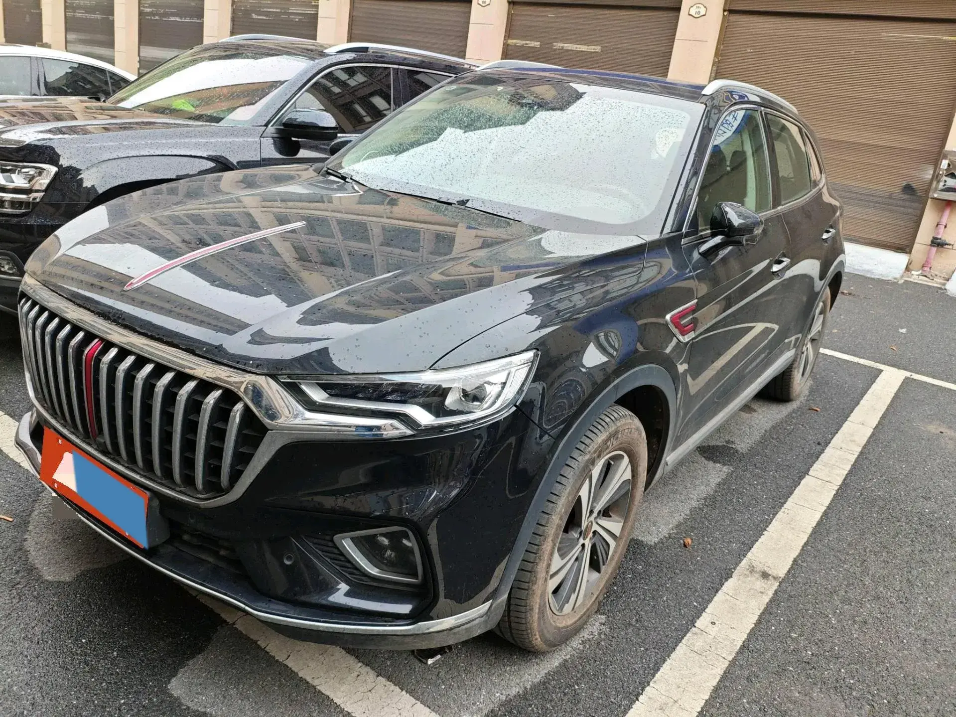 2019 HONGQI HS5 view 1