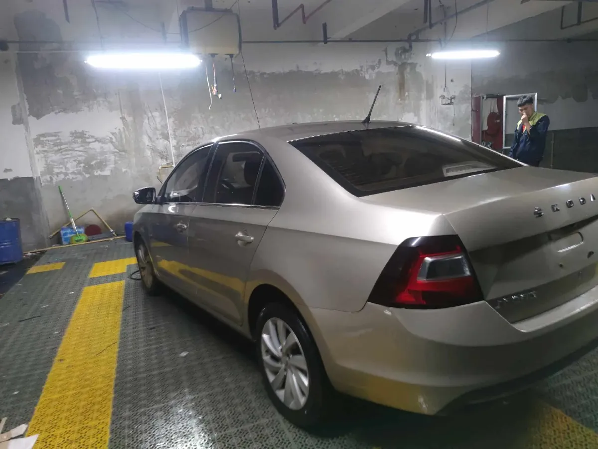 2018 Skoda Rapid 1.6L 110HP L4 6AT,autocango,china used car exporter,china ev exporter,chinese used car exporter,chinese used ev exporter
