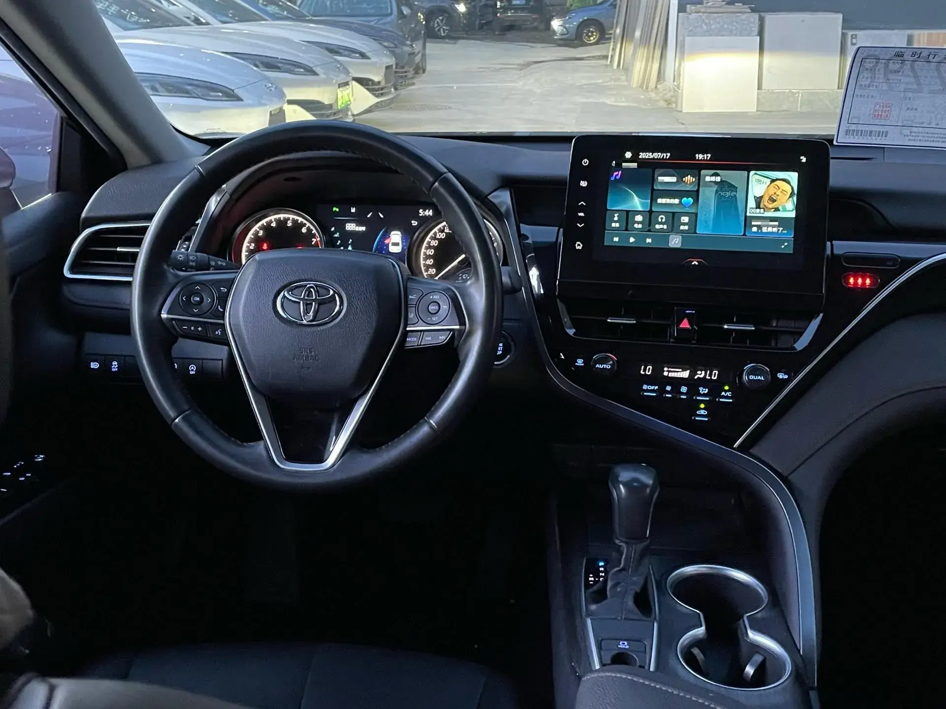 2021 TOYOTA CAMRY thumbnail 4