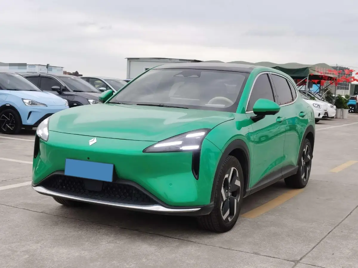 2024 BaoJun Cloud Sea BEV 69.2KWH