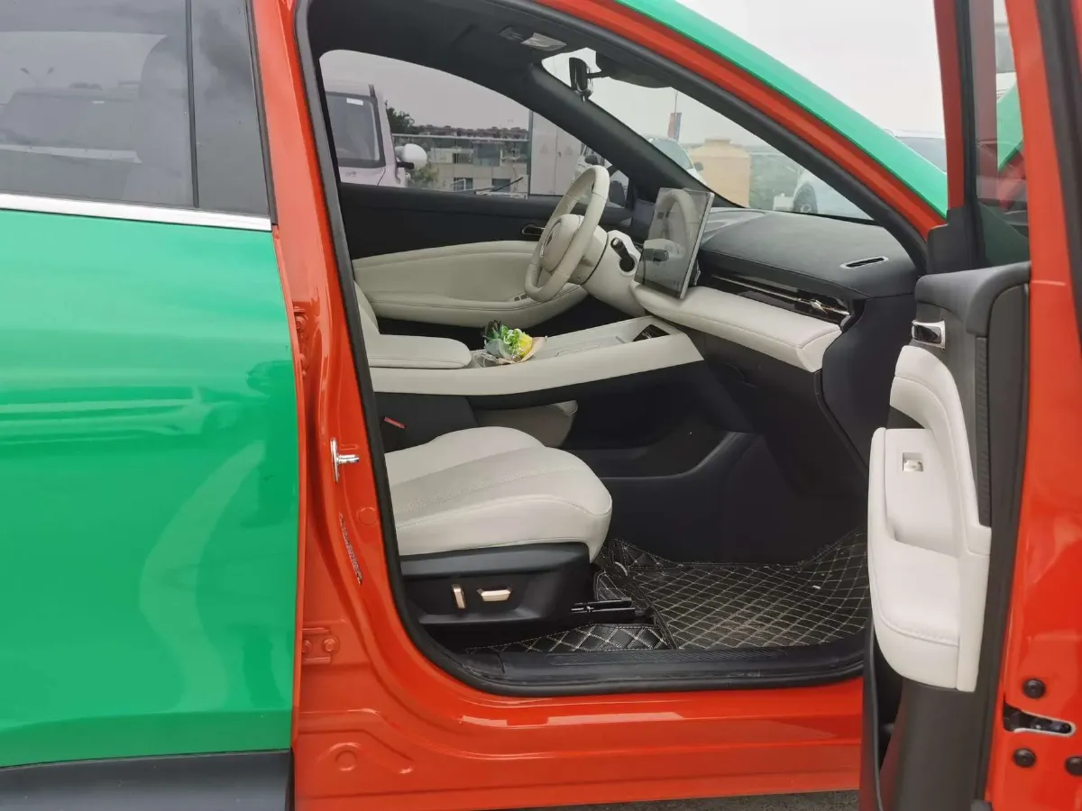 2024 BaoJun Cloud Sea BEV 69.2KWH,autocango,china used car exporter,china ev exporter,chinese used car exporter,chinese used ev exporter