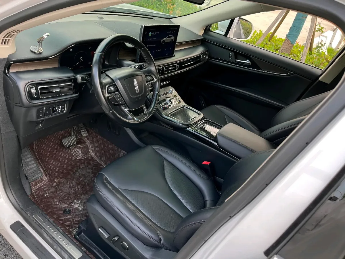 2021 Lincoln Nautilus 2.0T 245HP L4 8AT,autocango,china used car exporter,china ev exporter,chinese used car exporter,chinese used ev exporter