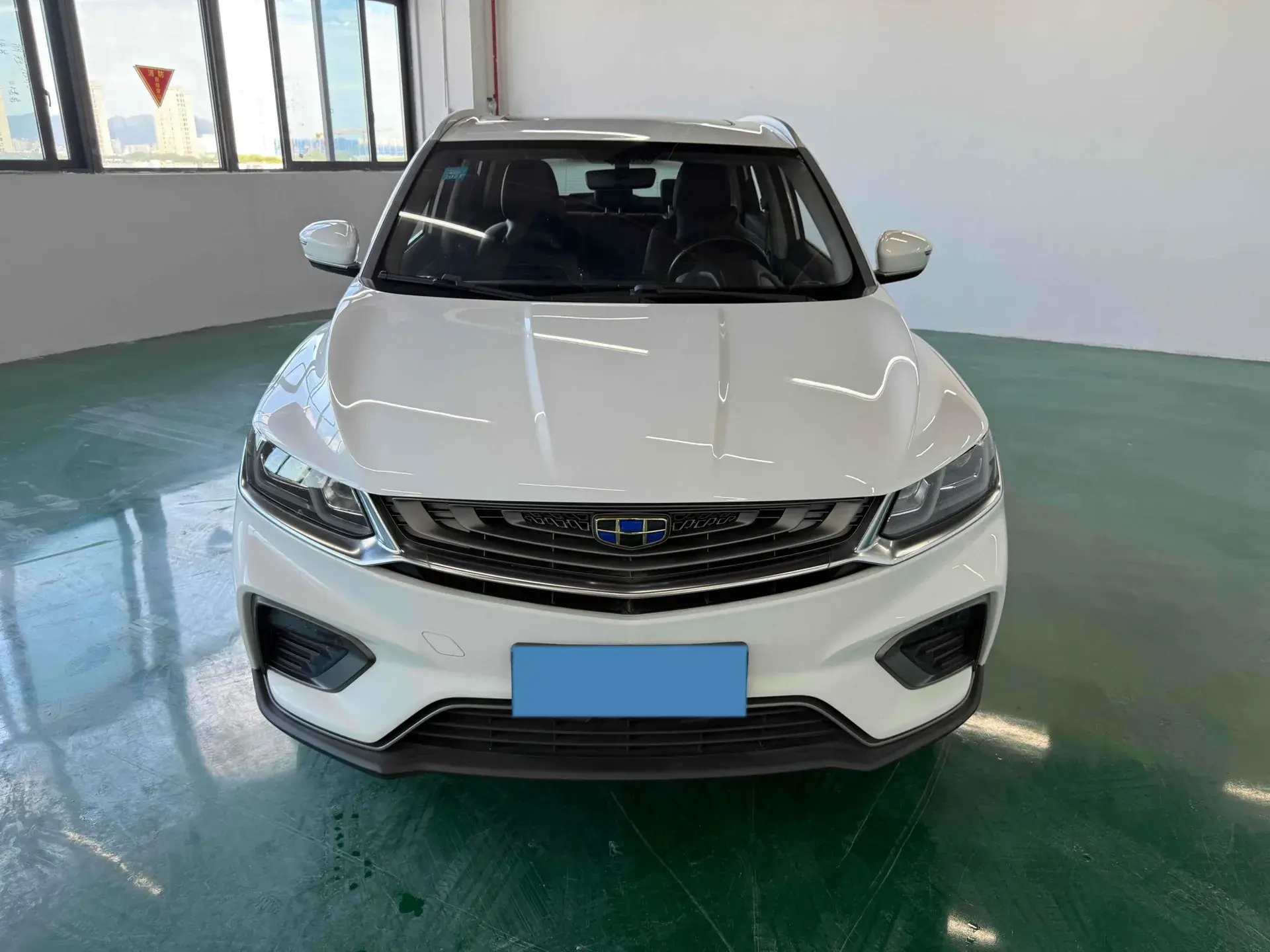 2019 GEELY COOLRAY thumbnail 2