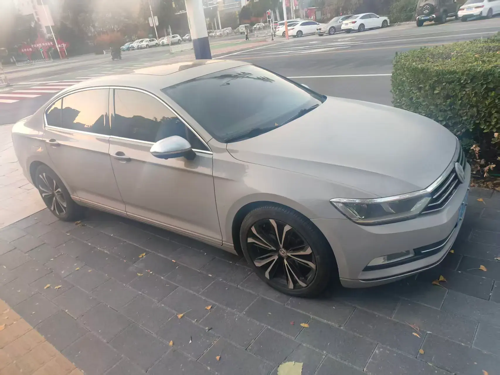 2019 VOLKSWAGEN MAGOTAN thumbnail 3