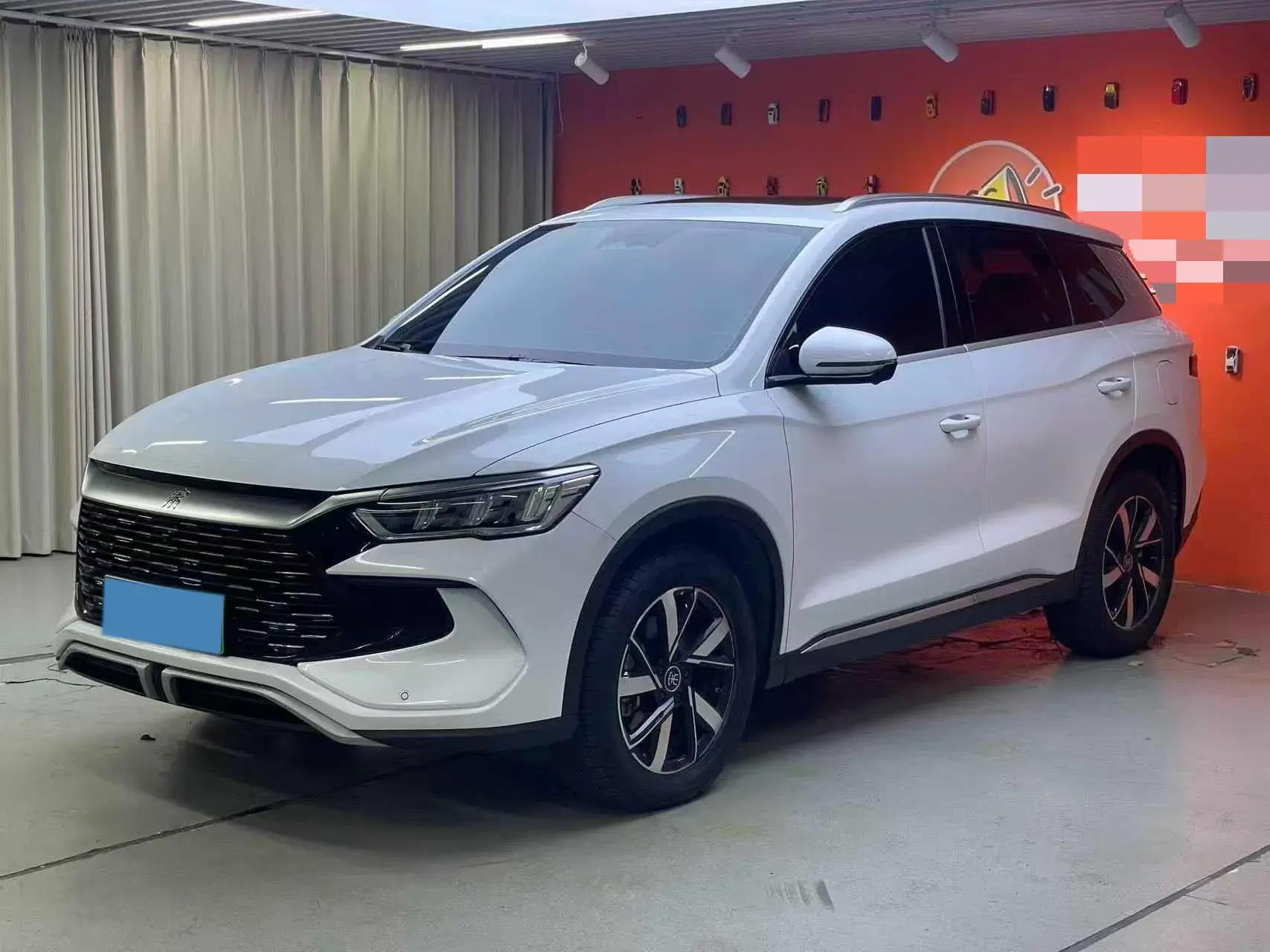 2024 BYD SONG view 1