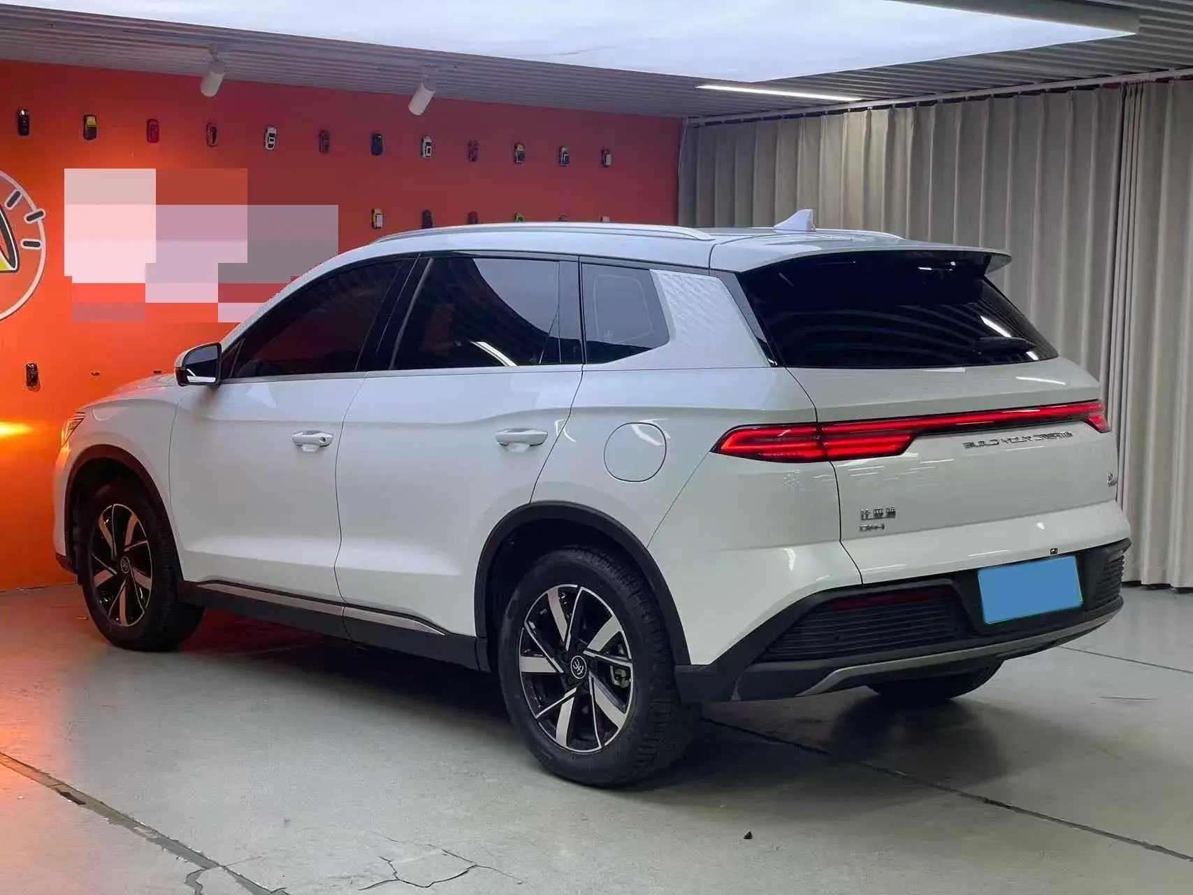 2024 BYD SONG thumbnail 4