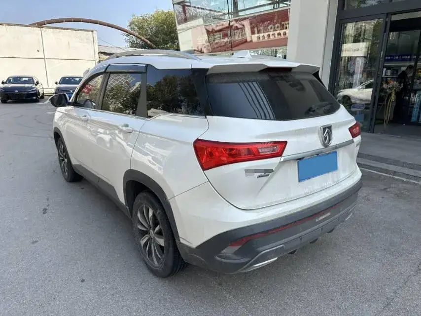 2018 BAOJUN 530 thumbnail 3