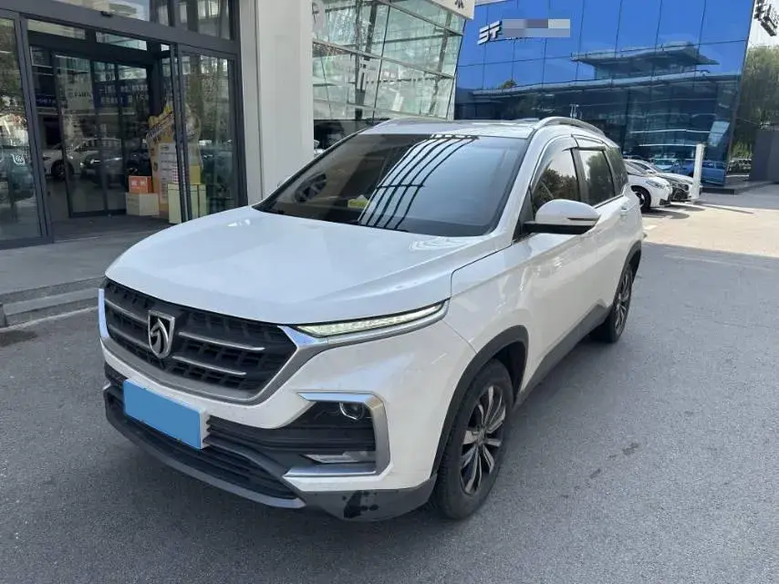 2018 BAOJUN 530 view 1