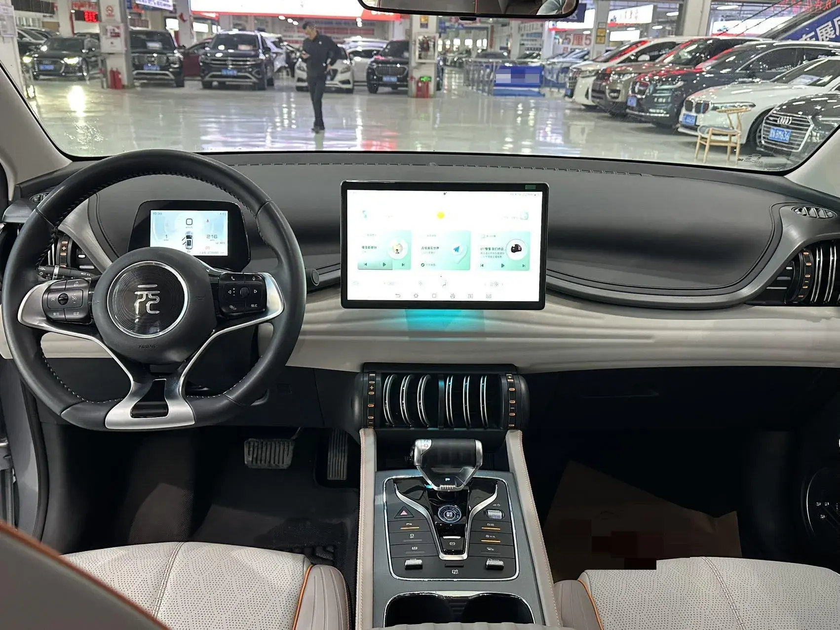 2023 BYD YUAN thumbnail 4