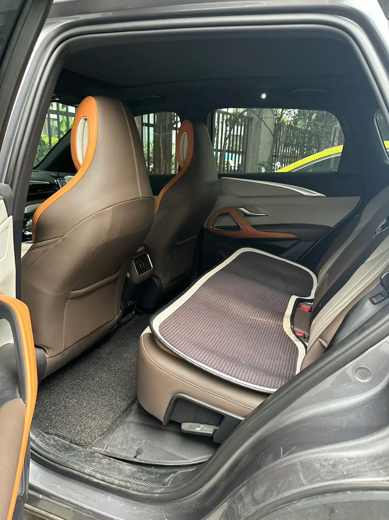 2022 BYD SONG thumbnail 3