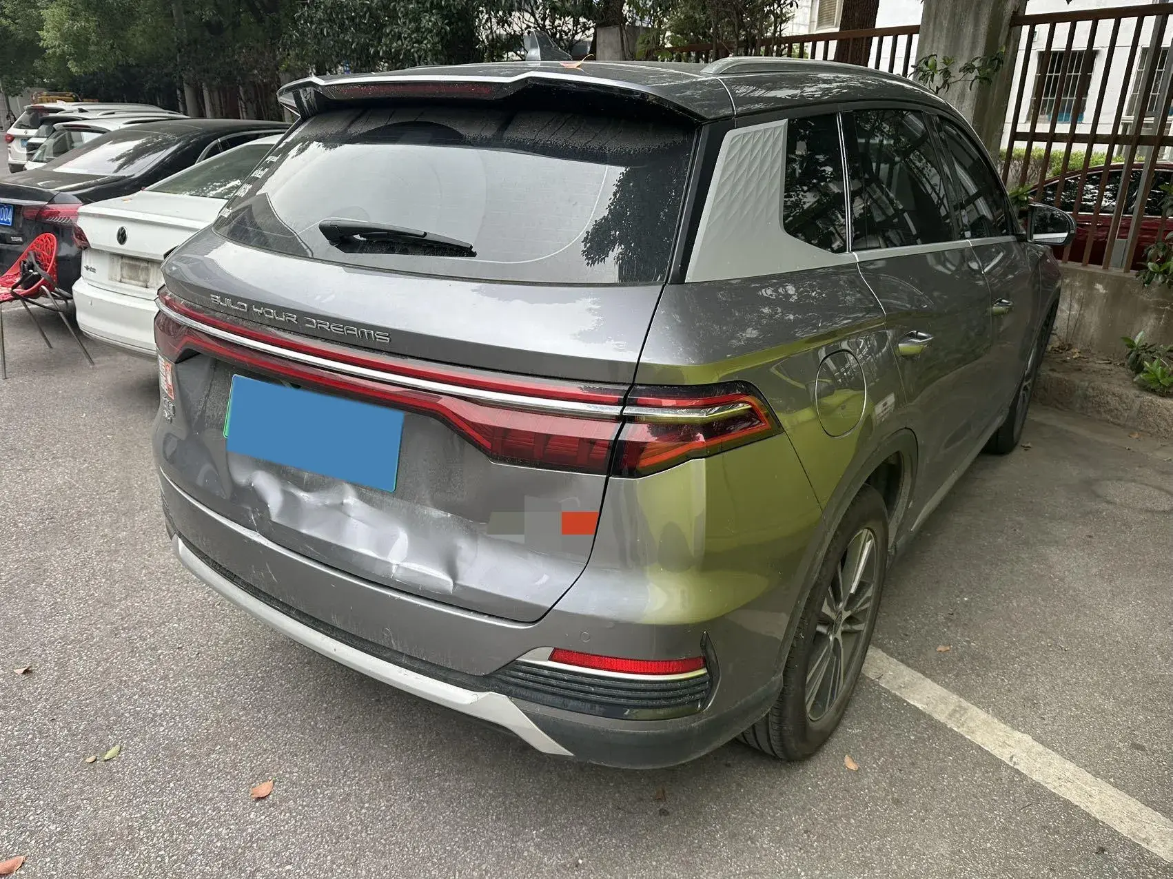 2022 BYD SONG thumbnail 2