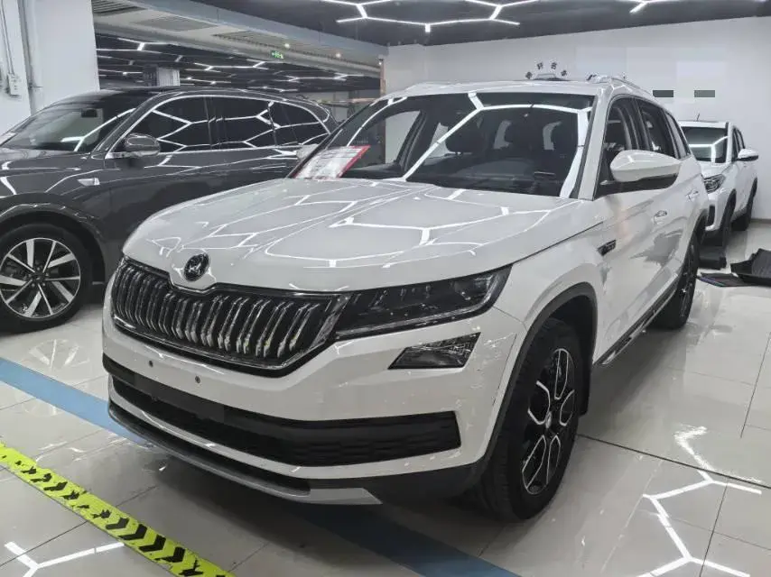 2018 SKODA KODIAK view 1
