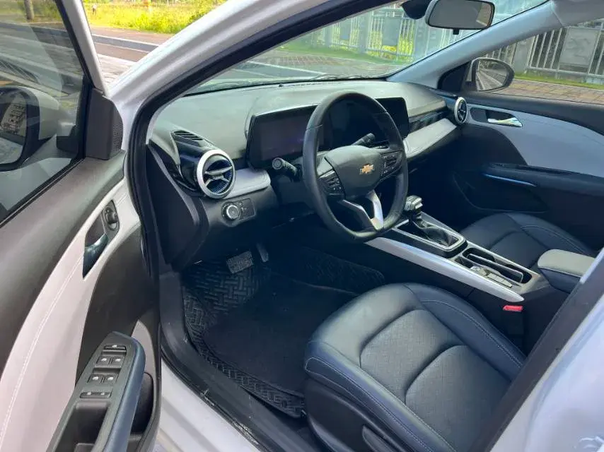 2023 CHEVROLET MONZA thumbnail 4